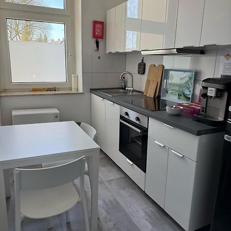 Freshly Renovated City Apartments Essen Kitchen Wifi Near Duesseldorf Airport Eksteriør billede