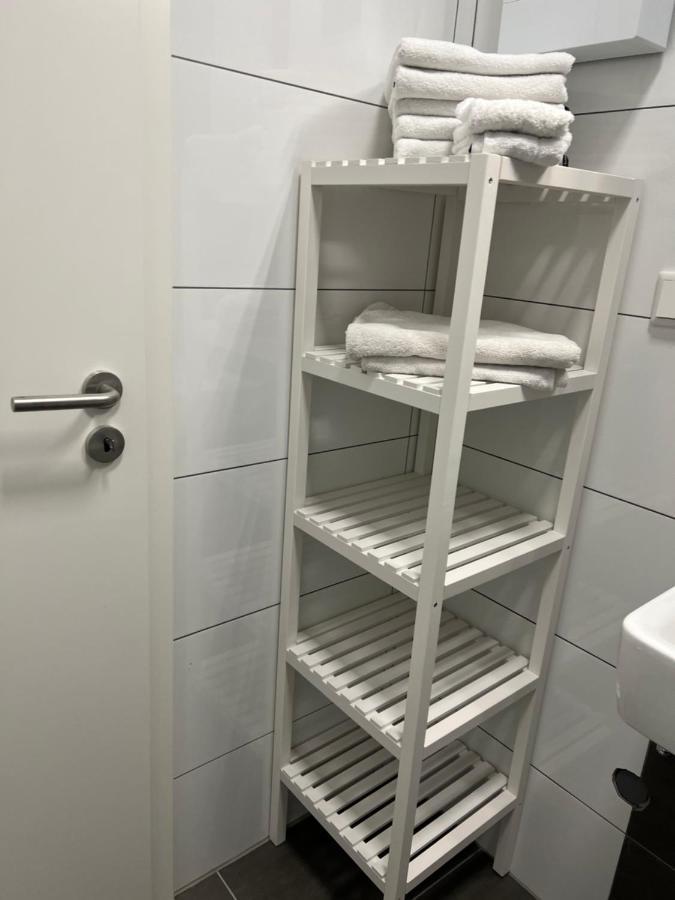 Freshly Renovated City Apartments Essen Kitchen Wifi Near Duesseldorf Airport Eksteriør billede