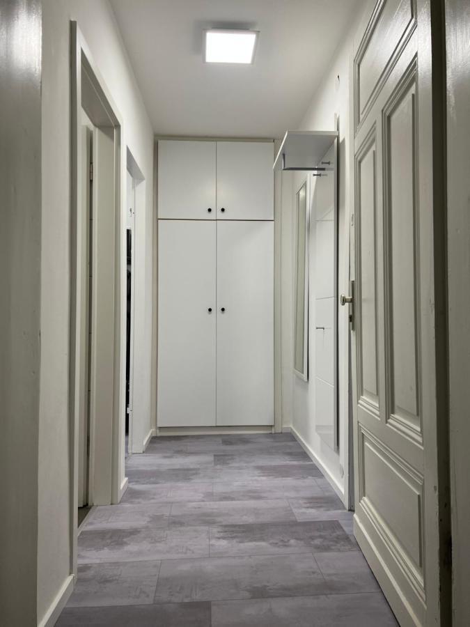 Freshly Renovated City Apartments Essen Kitchen Wifi Near Duesseldorf Airport Eksteriør billede