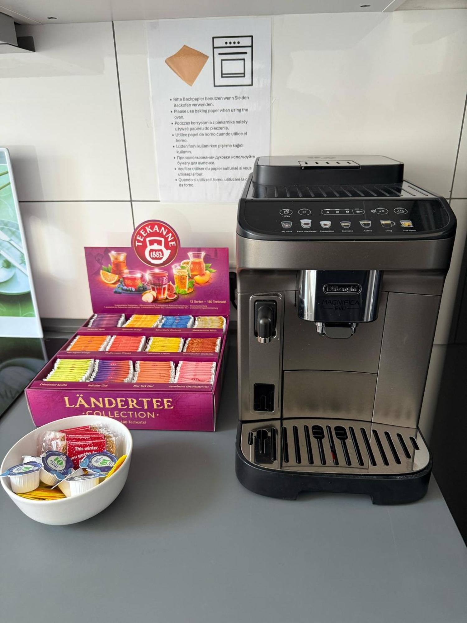Freshly Renovated City Apartments Essen Kitchen Wifi Near Duesseldorf Airport Eksteriør billede